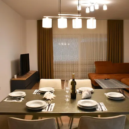 Majra Apartamento *