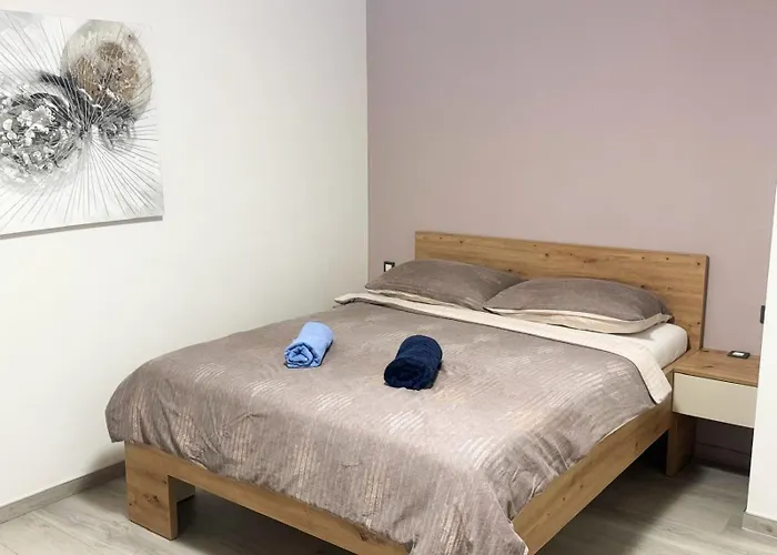 Apartment Majra Valbandon